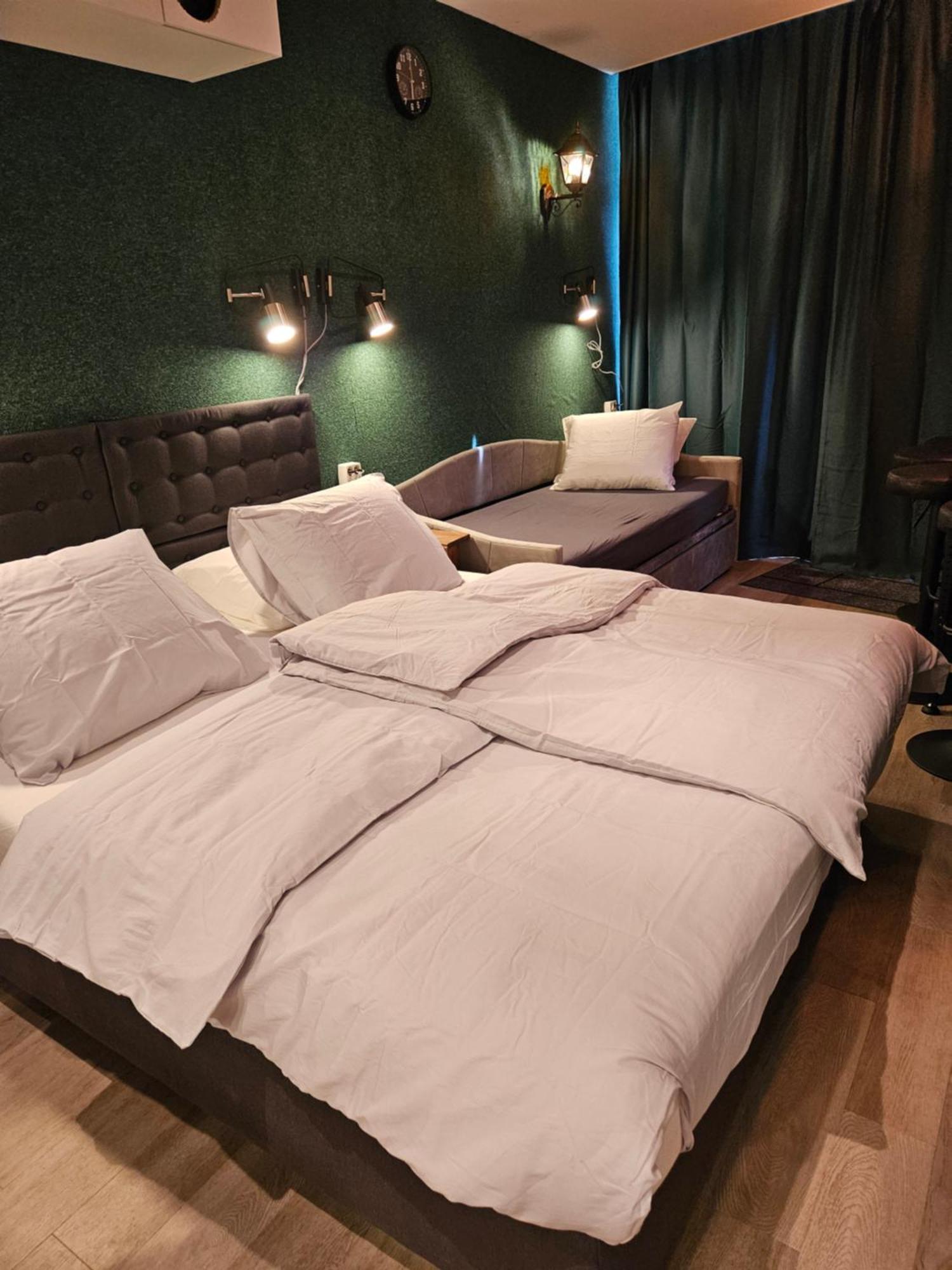 Duin-Vliet Bed and Breakfast Bentveld Rum bild